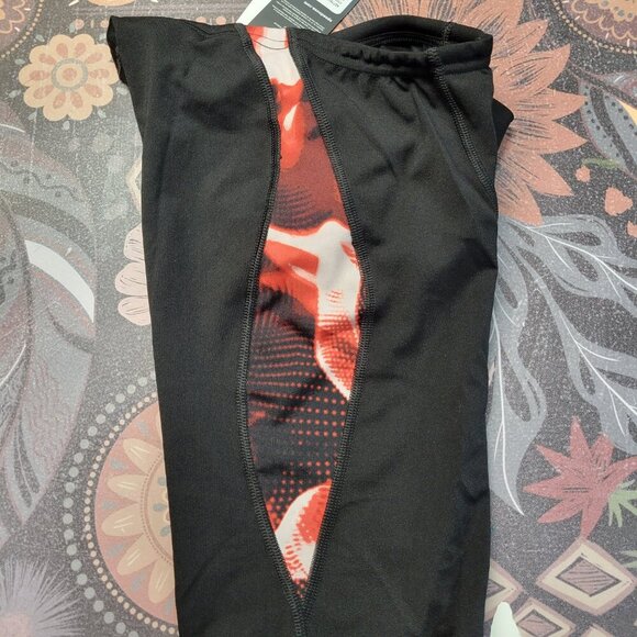 Speedo Endurance Size 28 Classic Back Red Print Men's Performance Racing Suit - Picture 5 of 7